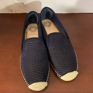 VINCE CAMUTO LASER CUT SUEDE ESPADRILLES SZ 9